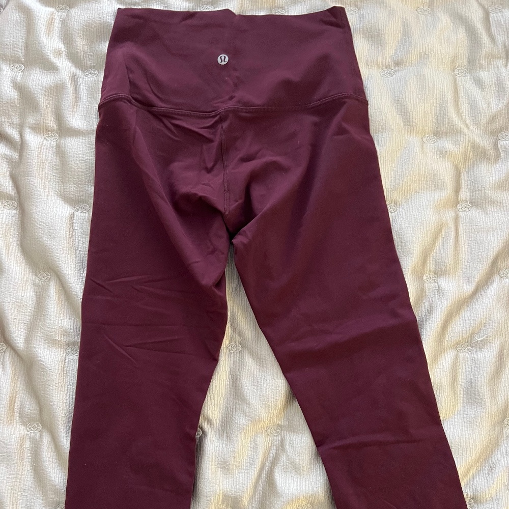 Wonder Under High Rise Crop Maroon Lululemon Mid-Calf High Waisted Leggings Sz 6